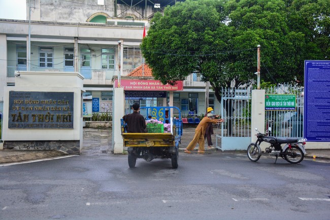 Continuing to support people in need in the Covid-19 pandemic of Hoang Phap Pagoda (series 4)